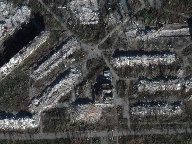 В Мариуполе оккупанты массово сносят многоэтажки – появились спутниковые снимки