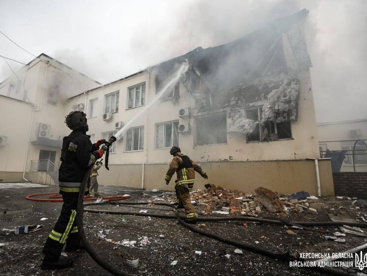 Россияне обстреляли жилые дома в Херсонской области, два человека погибли