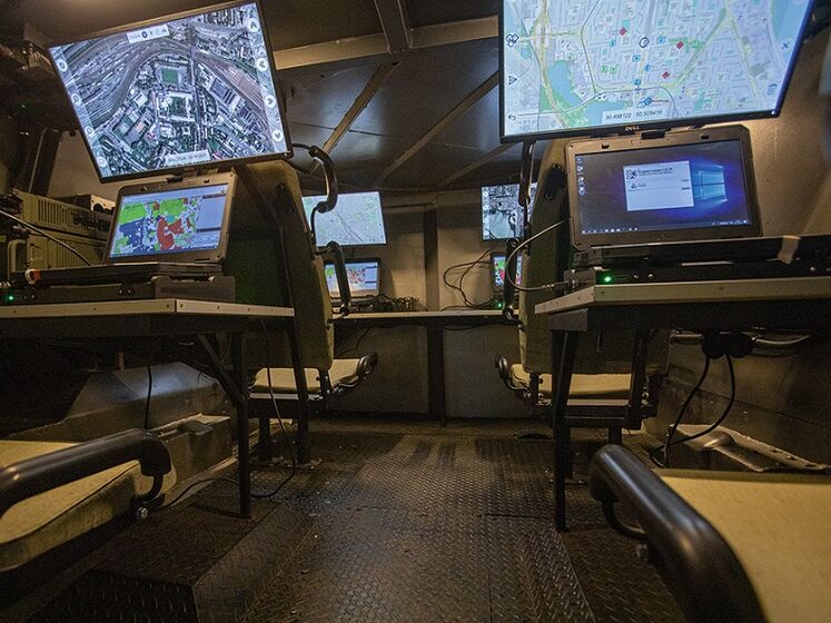 Систему автоматизированного управления войсками "Дзвін-АС" взяли на вооружение в ВСУ. В 2021 году был скандал из-за ее разработки и финансирования