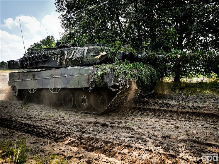 Германия продолжает переговоры с партнерами по поводу поставки Украине боевых танков – представитель правительства 
