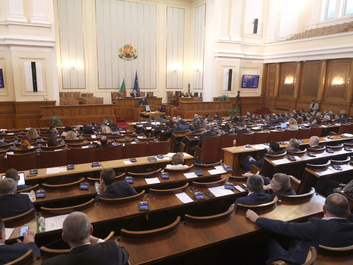 Болгарія затвердила перший пакет військової допомоги Україні, обсяги і тип озброєнь засекречено
