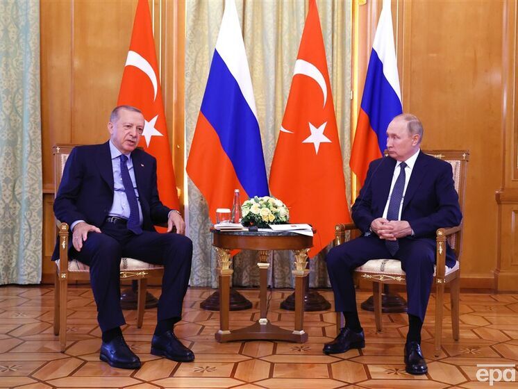Ердоган заявив Путіну, що "зерновим коридором" з України можна експортувати й іншу продукцію – Анкара