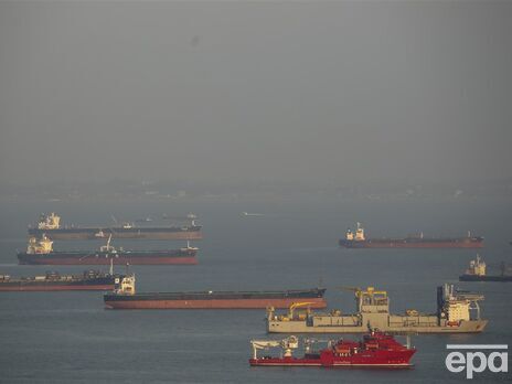 Незрозуміло, ідуть танкери з уже проданою нафтою чи їхні власники намагаються знайти покупця просто в морі