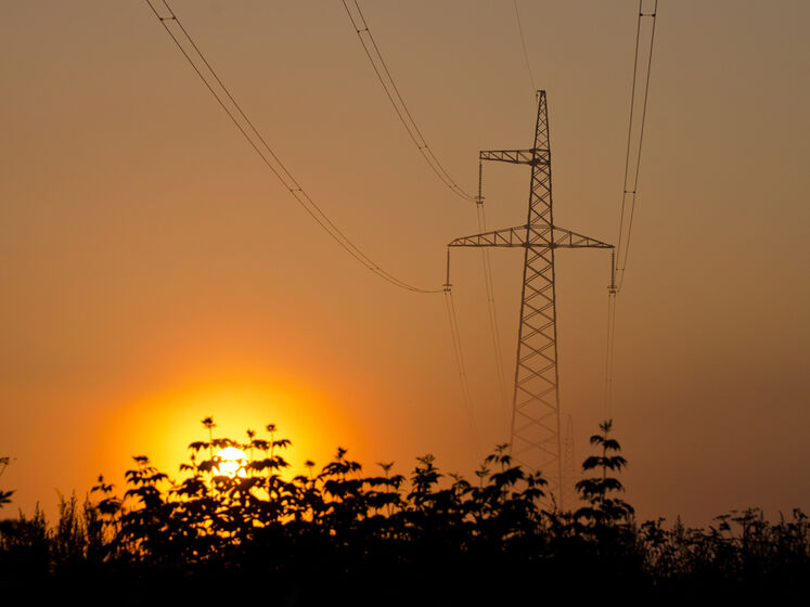 Обсяги споживання електроенергії порівняно із суботою зросли, що вплинуло на дефіцит у системі – "Укренерго"