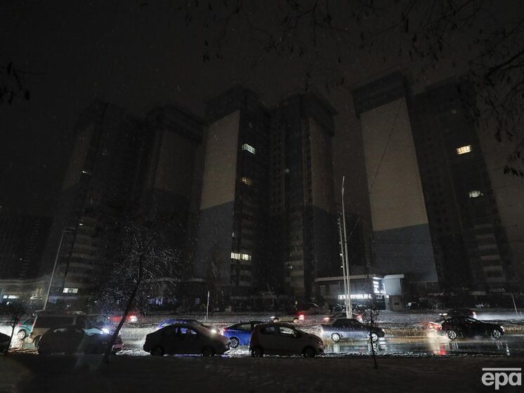 У Києві вимикають світло трьом групам одночасно, можливі вимкнення по 10 годин – Yasno