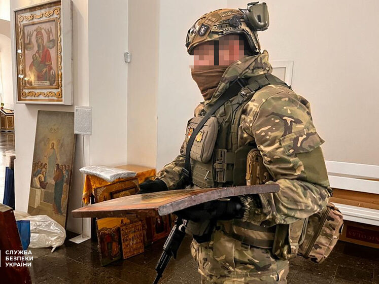 Консулу Литвы вернули коллекцию икон, которую российские оккупанты похитили из его резиденции в Херсоне – СБУ