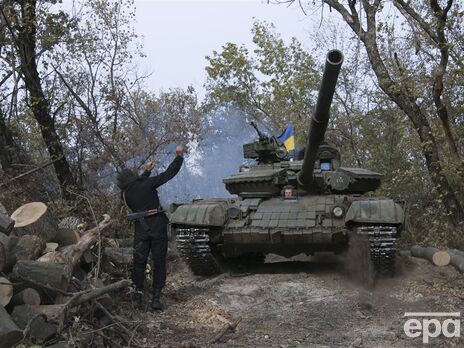 Українська армія готується до активних наступальних дій на сході – Гайдай