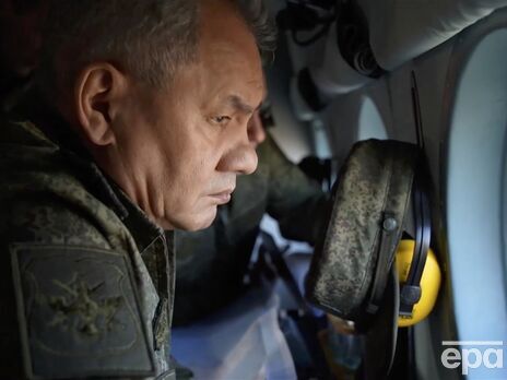18 декабря минобороны РФ сообщило, что Шойгу проинспектировал "передовые позиции российских подразделений". Позже оказалось, что он летал над Крымом 