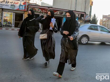 20 грудня таліби заборонили жінкам навчатися в університетах Афганістану