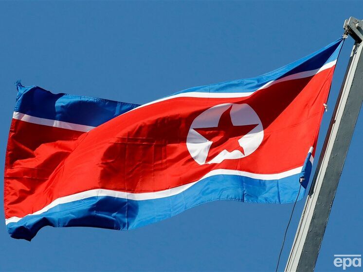 МИД Северной Кореи отрицает поставки вооружения РФ. И, "пользуясь случаем", восхищается "самым смелым" российским народом