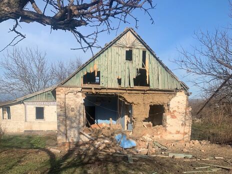 У Запорізькій області внаслідок удару окупантів упала стіна житлового будинку, двоє дітей дістали поранення – ОВА