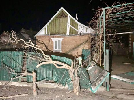 Оккупанты обстреляли Никополь, в городе повреждены жилые дома и газопровод – ОВА