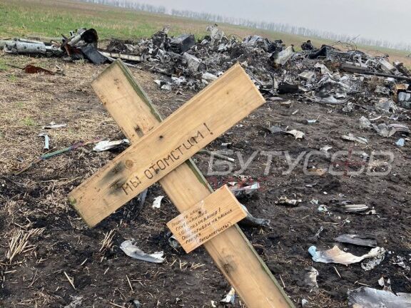 Бутусов показав залишки збитого вертольота Ка-52. Росіяни пообіцяли за нього відомстити, але втекли