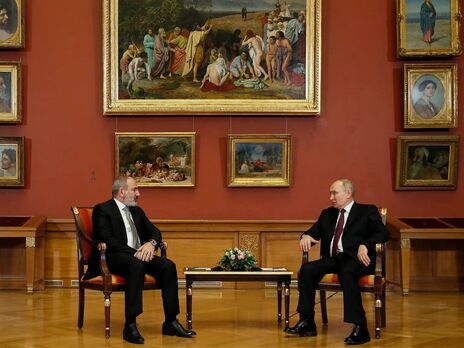 Пашинян на зустрічі з Путіним звинуватив Росію в невиконанні домовленостей щодо Карабаху