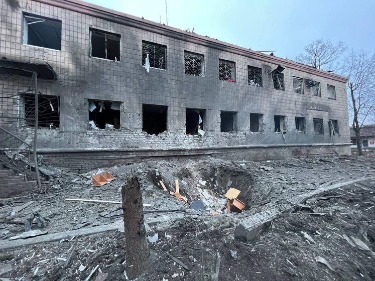 Окупанти вночі й уранці обстрілювали Донецьку область, є загиблий і не менше ніж четверо поранених, зокрема дитина