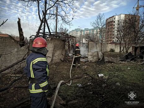 Ракетний удар окупантів по Хмельницькому 31 грудня забрав життя 22-річної дівчини