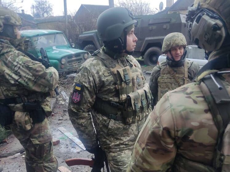 "Военная ситуация там не катастрофическая". Для Украины хорошо, что РФ "вцепилась именно в Бахмут", сказал Буданов