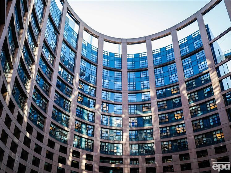 Президент Европарламента инициирует лишение неприкосновенности двух европарламентариев