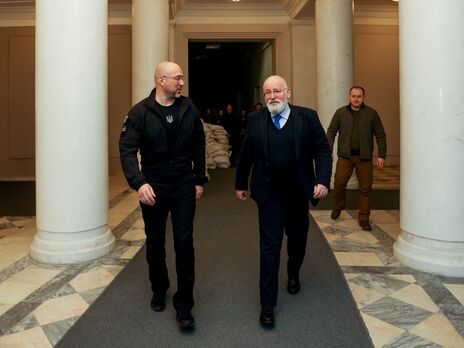 Прем'єр обговорив санкції з віцепрезидентом Єврокомісії Тіммермансом, який приїхав до Києва