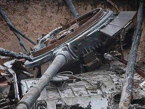 Українські військові упродовж доби знищили шість російських танків