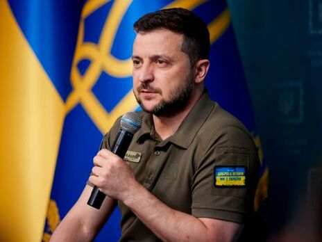 Зеленський натякнув на нерішучість Шольца, говорячи про постачання танків в Україну, які досі не відбулися