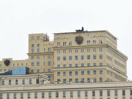 ЗРК "Панцирь-С1" на здании министерства обороны России, вероятно, появился в конце прошлого года 