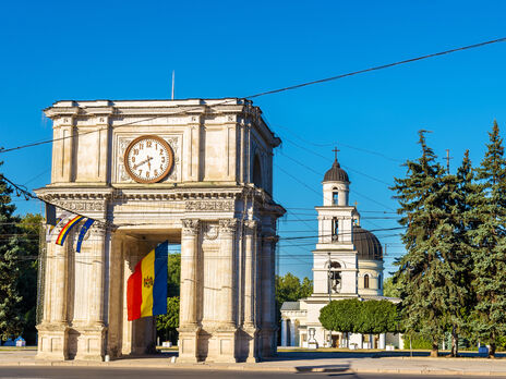 Молдова обмірковує, чи потрібно їй змінювати нейтралітет, заявила Санду