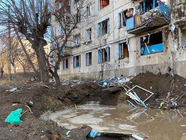 Оккупанты обстреляли Константиновку, четыре человека получили ранения – Донецкая ОВА