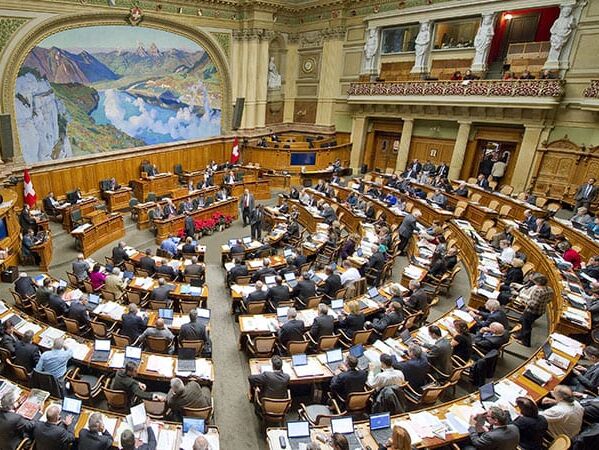 Швейцария планирует разрешить реэкспорт оружия в Украину – парламент