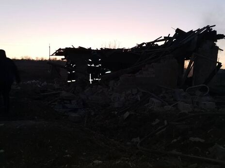 В результате прилета в одном из районов Запорожья разрушен частный дом, отметил Куртев