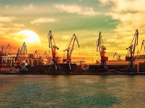 Разблокировка морских портов даст Украине более $20 млрд и поможет сохранить позиции на мировом рынке – Петренко