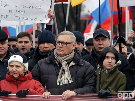 Касьянов (в центре): Сторонников позиции "не раздражайте Путина, не провоцируйте его" уже нет