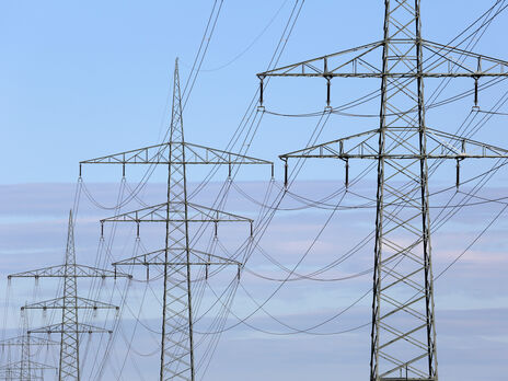 В "Укренерго" наголосили, що в разі перевищення лімітів у регіонах можливі вимкнення електроенергії
