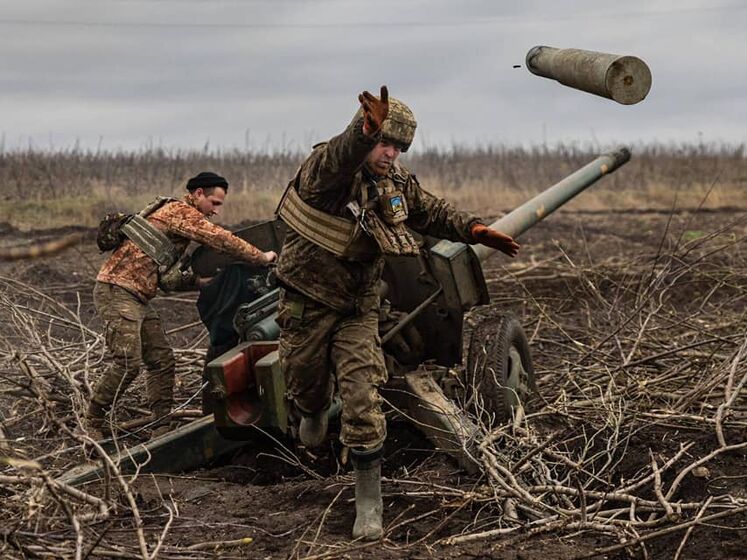 "Працюють "боги війни". Українські артилеристи показали знищення командного пункту окупантів. Відео