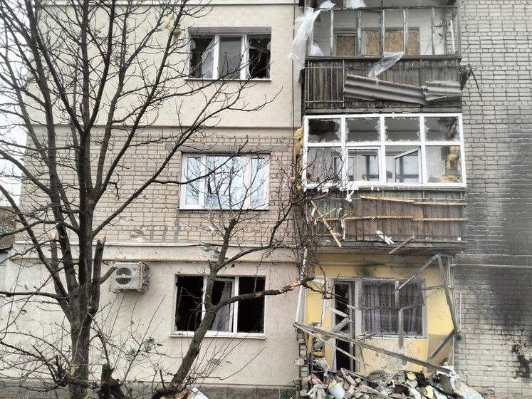 Російські окупанти вранці обстріляли прикордонні райони Харківської області, поранено двох людей – ОВА