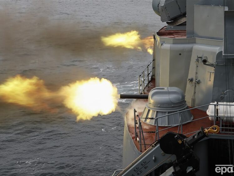 Росіяни проводять маневри в Чорному морі, які можуть бути підготовкою до ракетного удару – ОК "Південь"