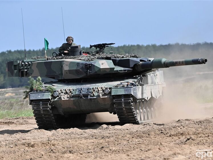 Кулеба про передання Польщею танків Leopard: Ви допомогли знести ще одну стіну