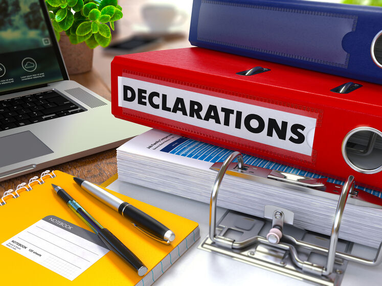 Петиция о возобновлении декларирования для чиновников в Украине набрала 25 тыс. подписей. Теперь на нее должен ответить Зеленский