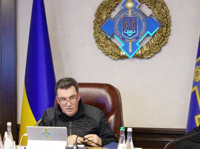 "Украина – не Корея". Данилов ответил Медведеву о разделе по "38-й параллели"