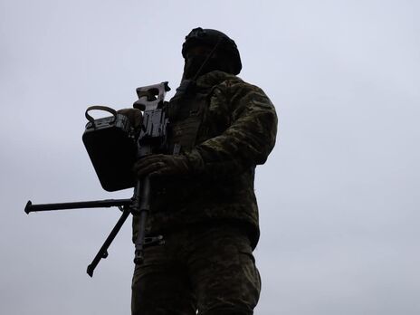 Украинские пограничники показали видео удара по позициям россиян на юге. Видео