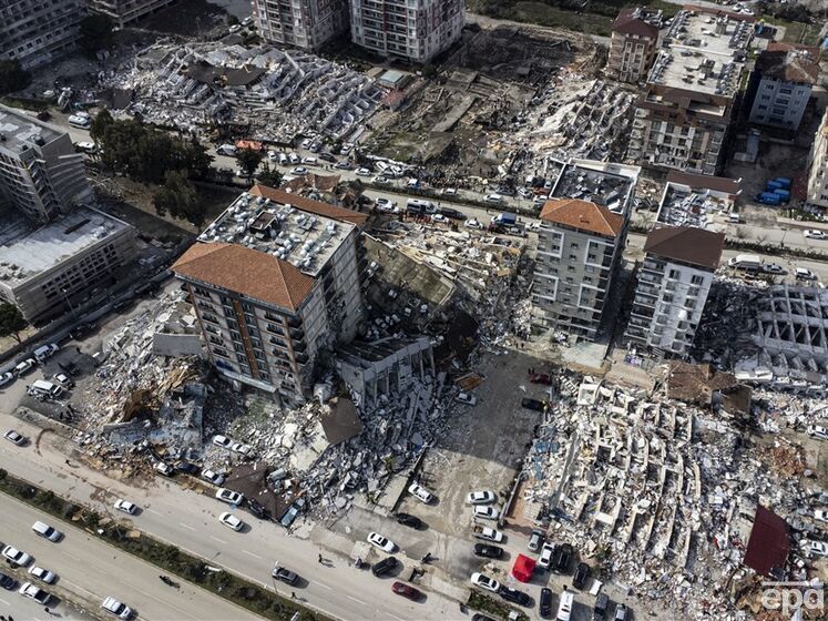 Кількість загиблих унаслідок землетрусу в Туреччині та Сирії перевищила 7 тис. осіб