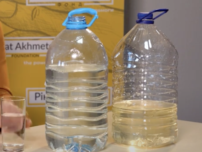 Жители Херсонской и Донецкой областей получили от Фонда Рината Ахметова 60 тыс. таблеток для обеззараживания воды