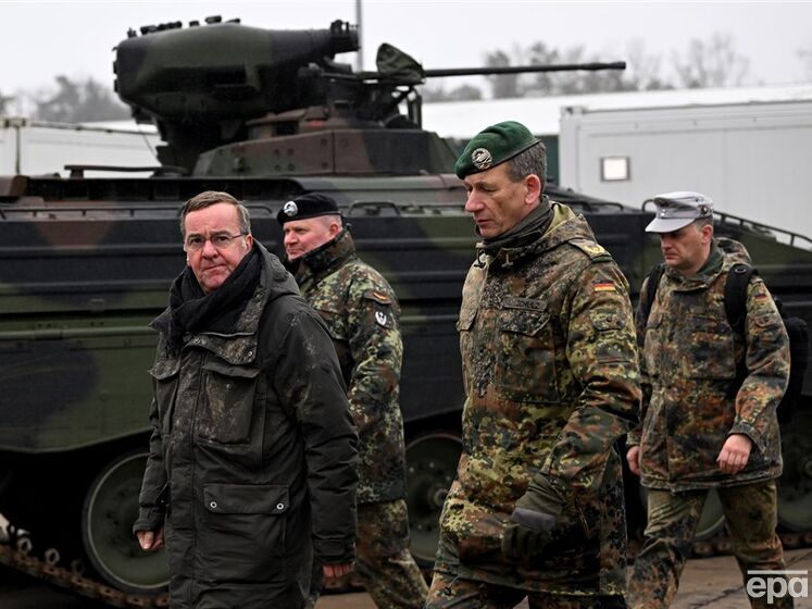 Писториус посетил полигон, где украинские военные обучаются управлять Leopard 2, и призвал партнеров передавать Украине больше танков