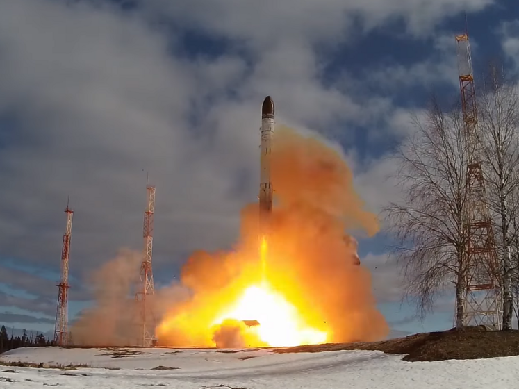 Під час візиту Байдена до Києва Росія провела випробувальний запуск ракети "Сармат", він провалився – CNN