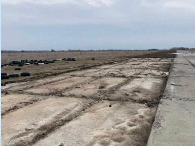 На аэродроме в Запорожской области украли часть взлетно-посадочной полосы – Офис генпрокурора
