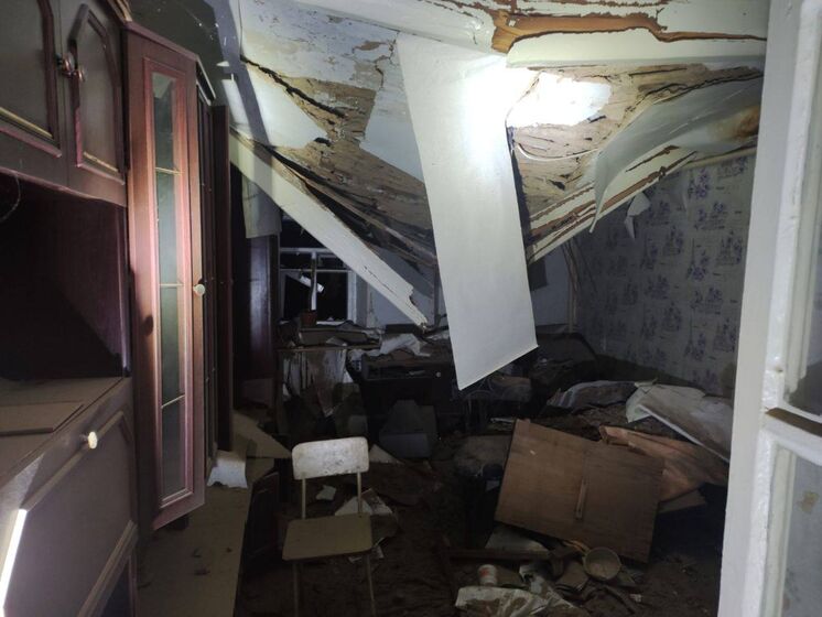 РФ за ночь девять раз обстреляла Никопольский район из тяжелой артиллерии, повреждены дома, лицеи, газопровод &ndash; ОВА