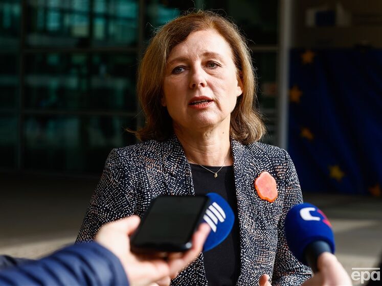 Віцепрезидентка Єврокомісії розкритикувала європейців за "зайву коректність" щодо Угорщини