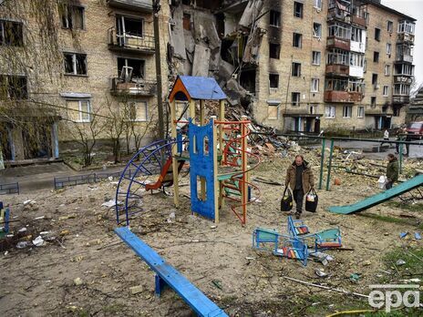 После полномасштабного вторжения РФ 20% украинок с детьми меняли место жительства и уже вернулись – опрос в Украине