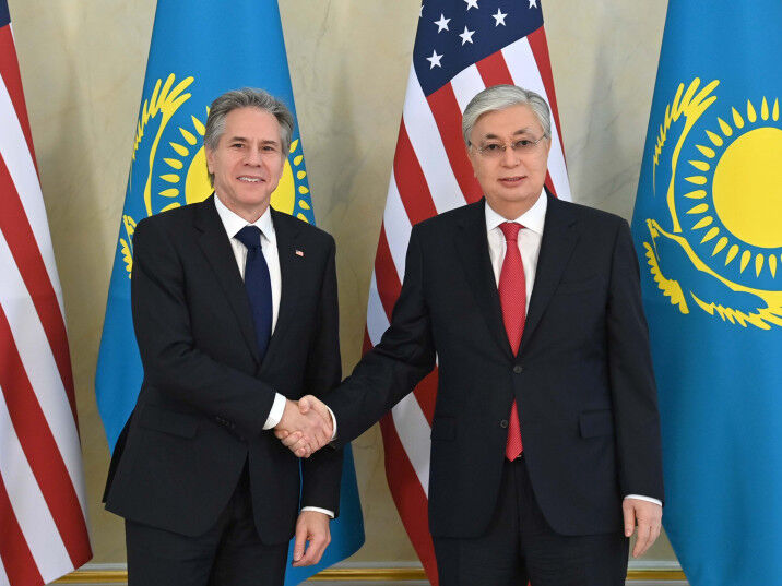 Блинкен приехал в Казахстан. Токаев поблагодарил США за поддержку суверенитета и передал "наилучшие пожелания" Байдену