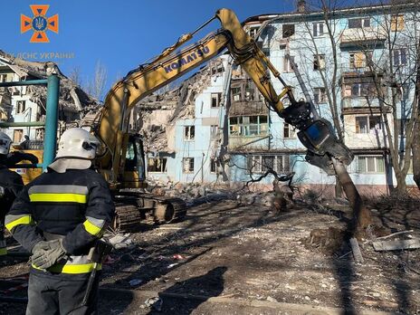 Російські окупанти відповідатимуть за ракетний удар по житловому будинку в Запоріжжі, заявив Зеленський